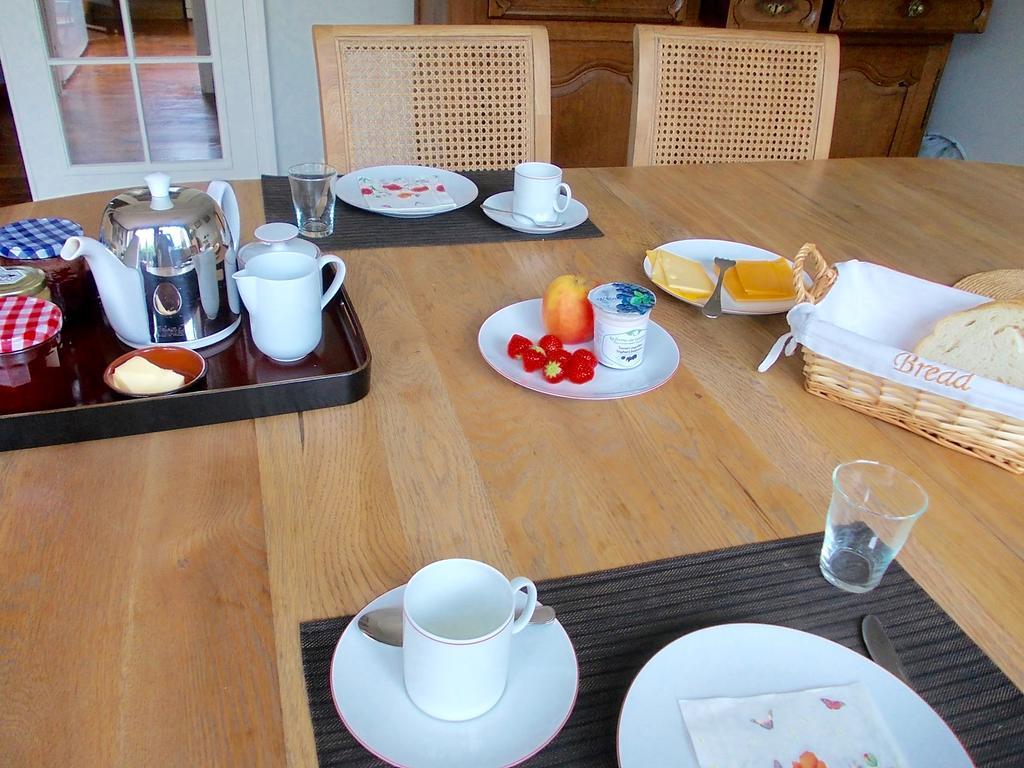 B&B Chambre Chocolat Woluwe-Saint-Lambert ภายนอก รูปภาพ